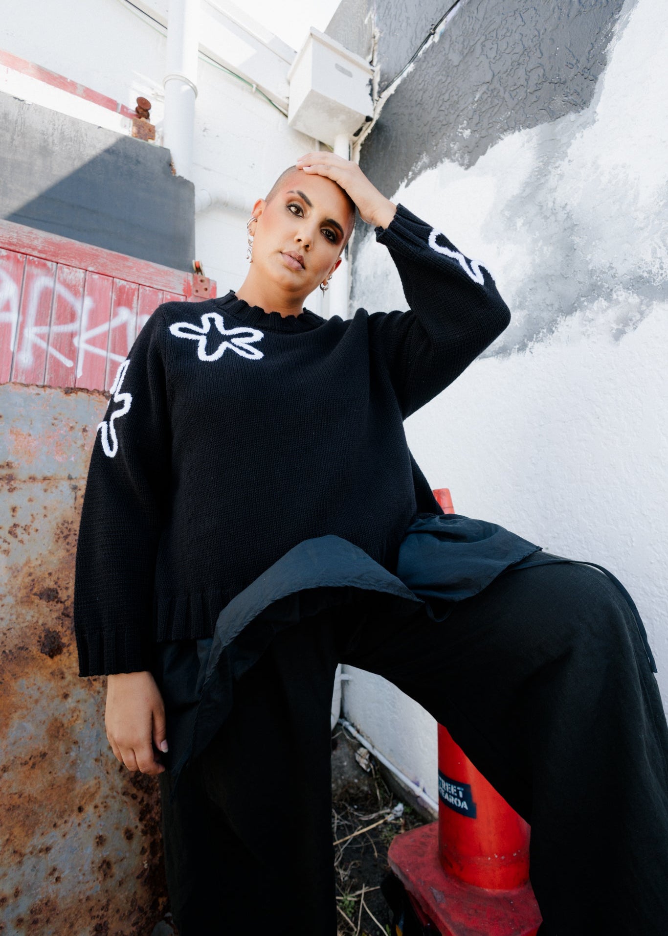 Daisy Jumper - Black