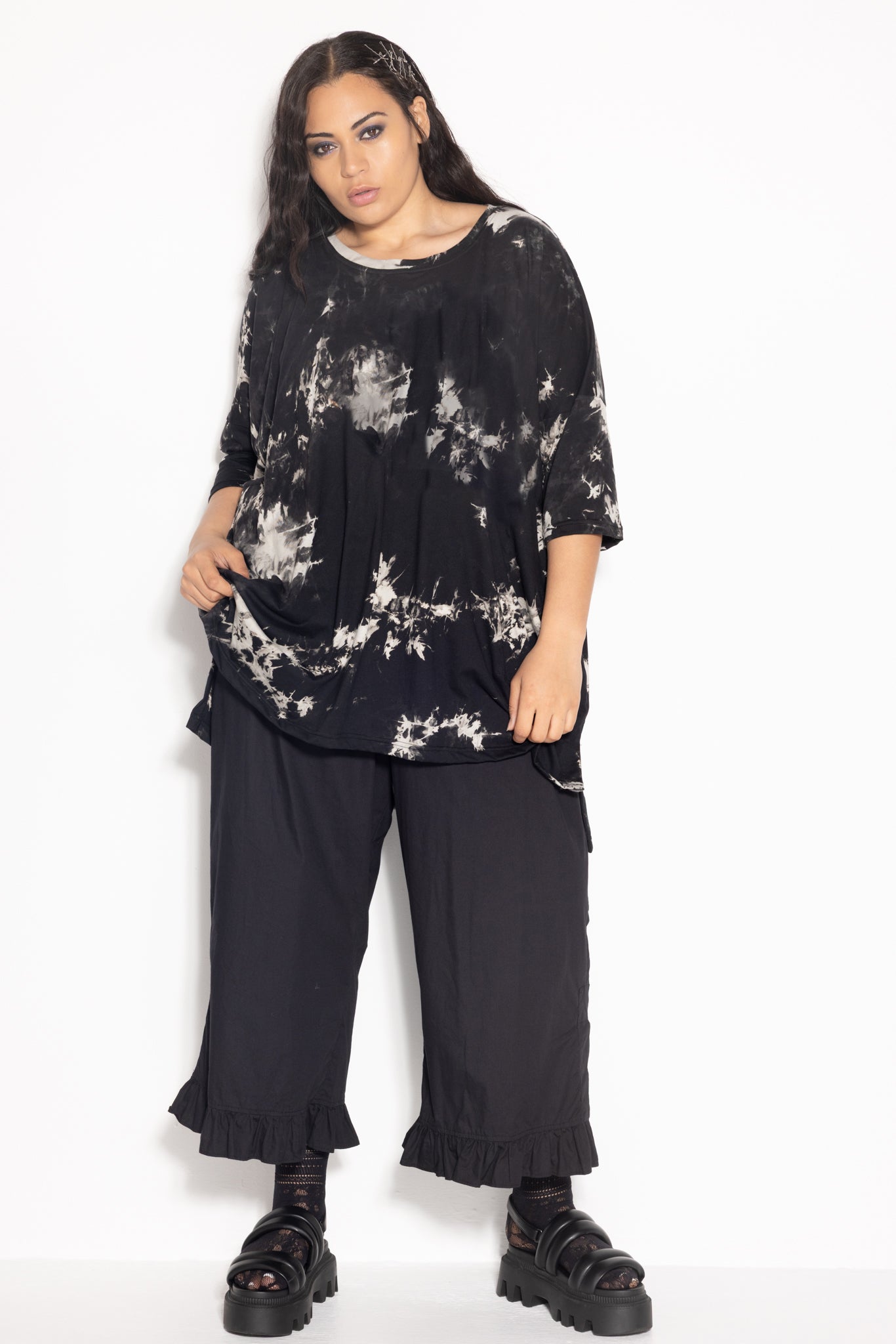 Vita Tee - Black Tie Dye