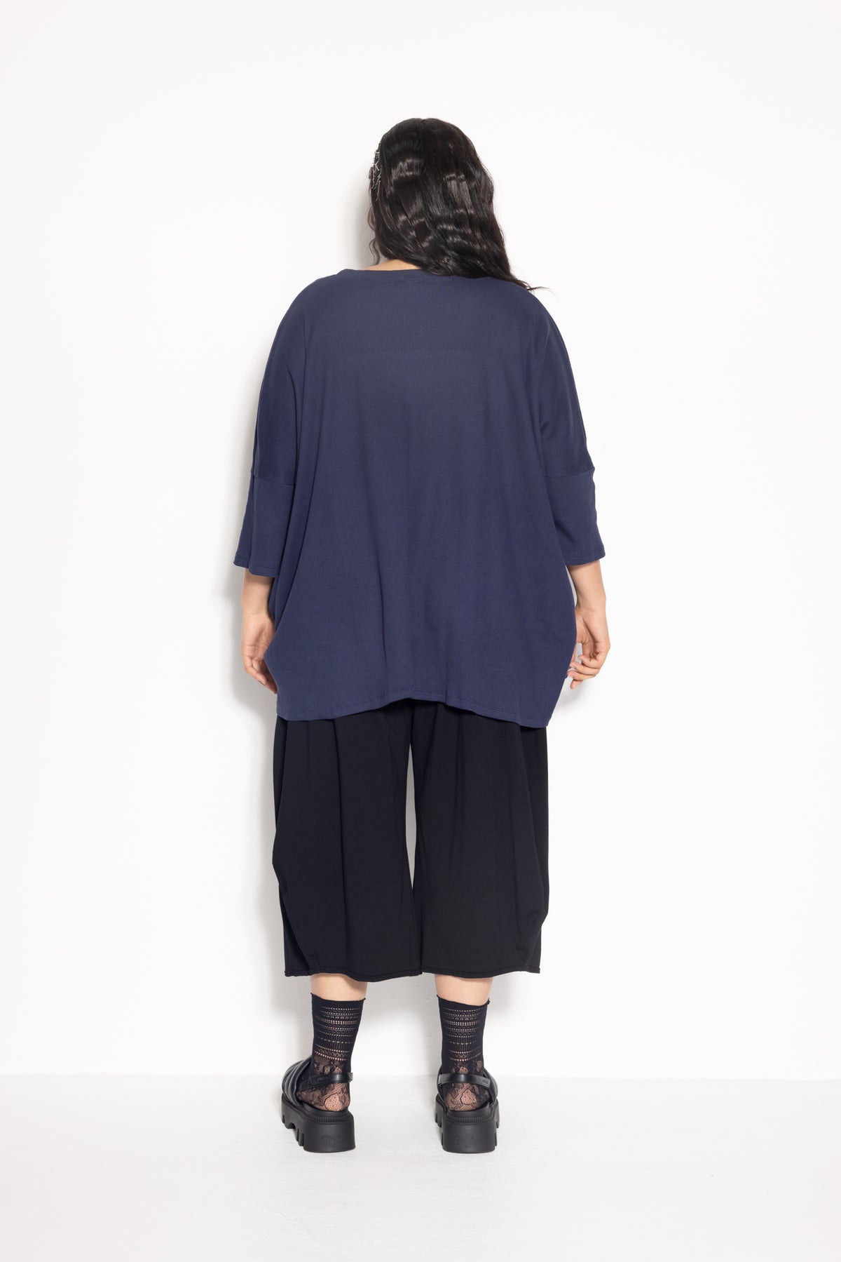 Vita Tee - Navy Glith Print