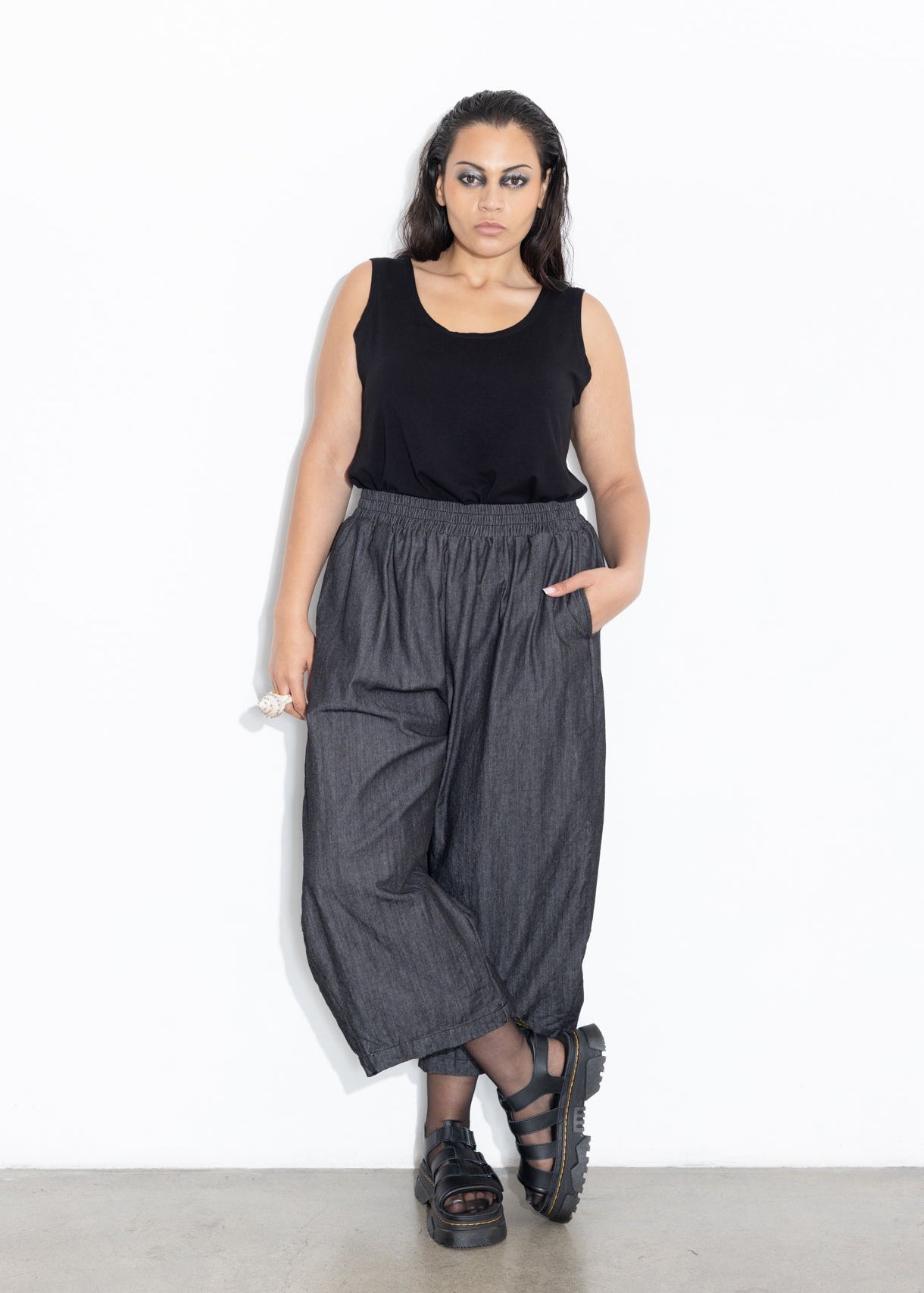 Bell Pant - Black Chambray