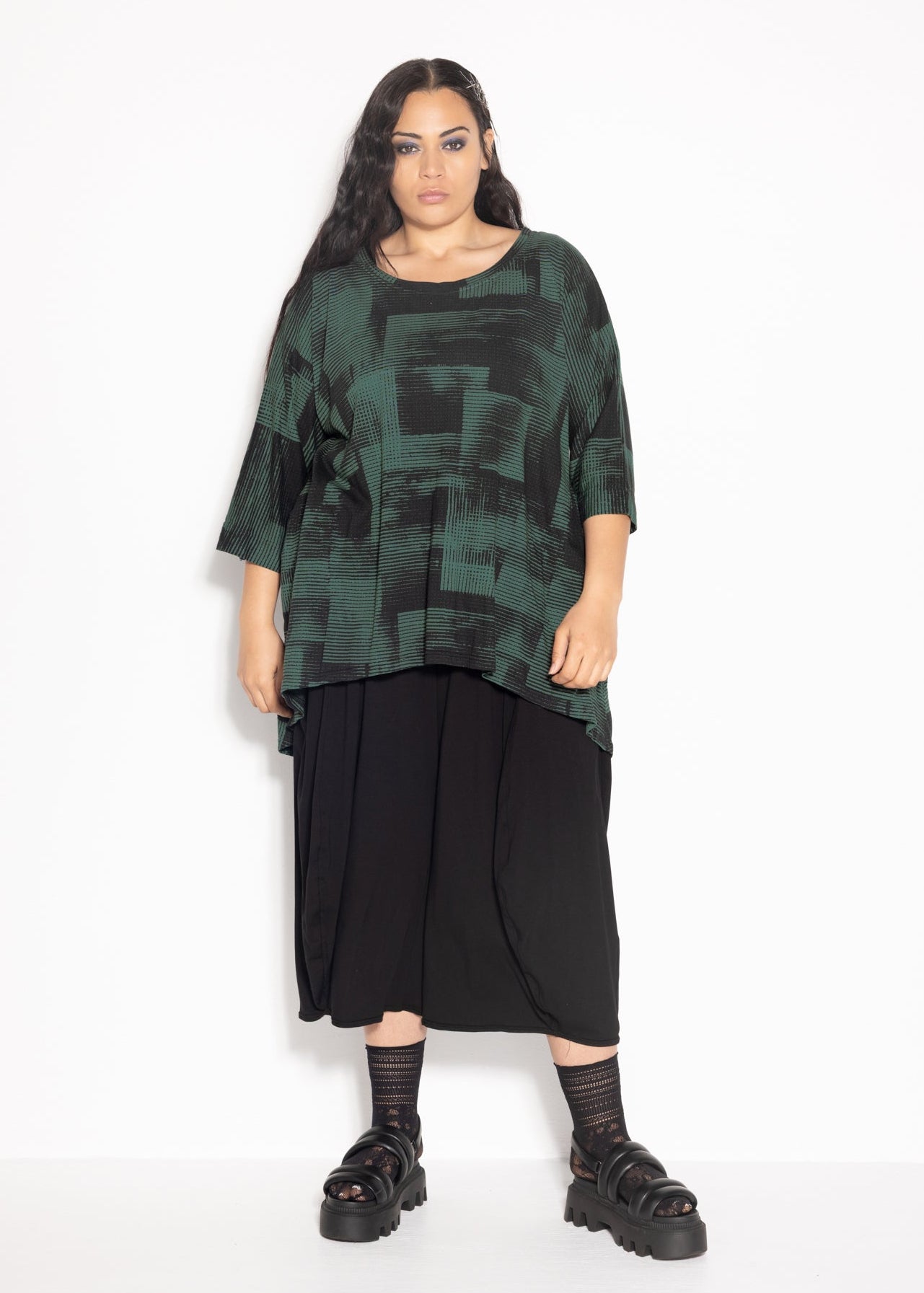 Sam Tee - Gesso Green