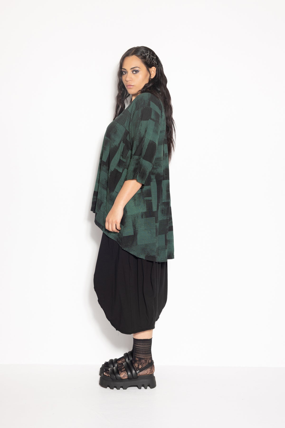 Sam Tee - Gesso Green