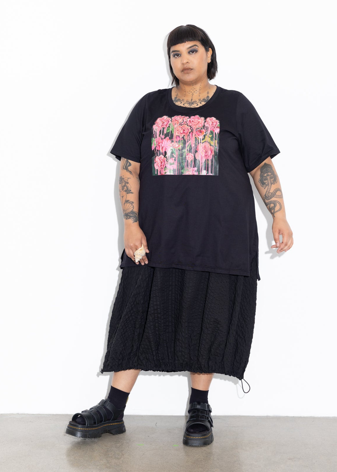 Base Tee - Drip Floral Print