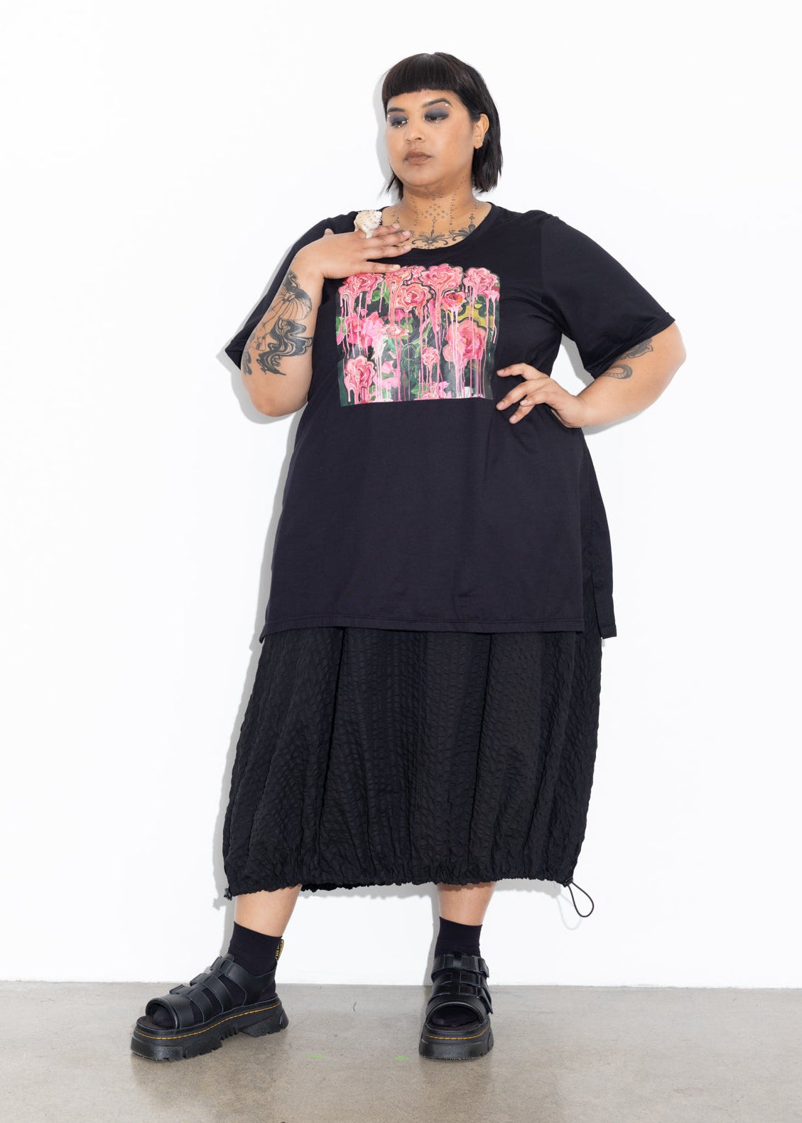 Base Tee - Drip Floral Print