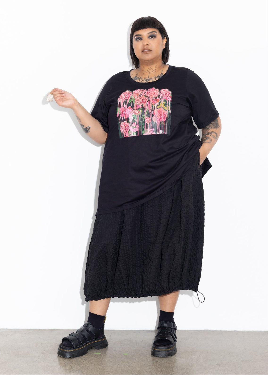 Base Tee - Drip Floral Print