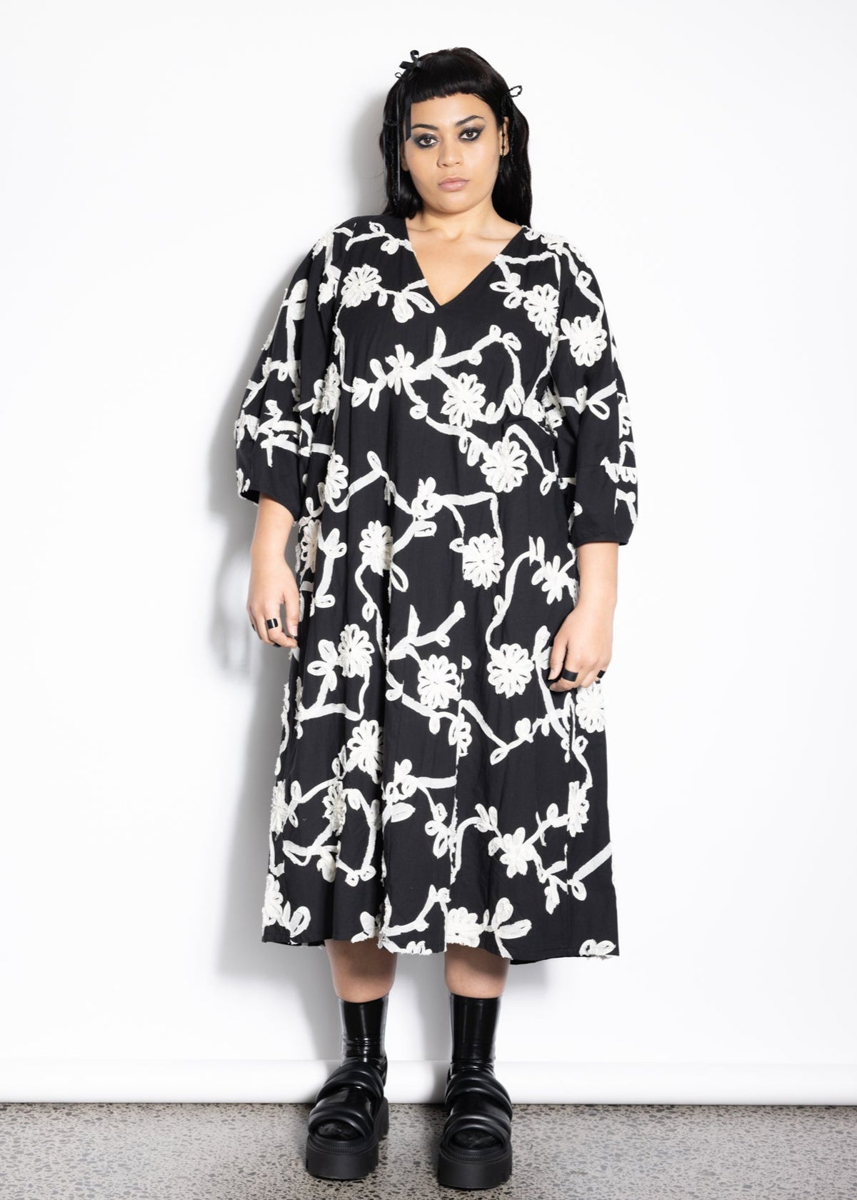 Ronnie Dress - Black&amp;Cream Appliqué