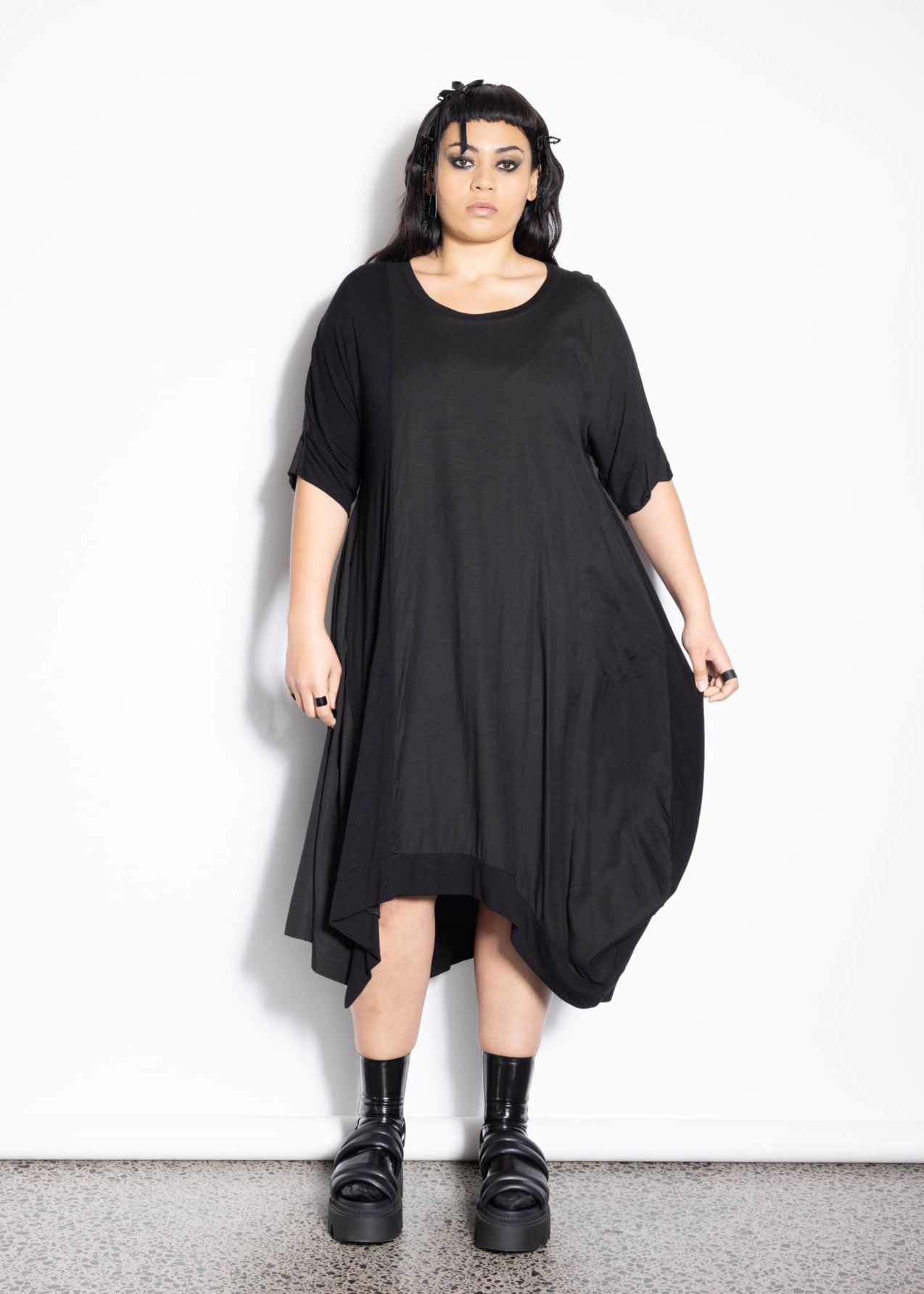 Bold Dress - Black