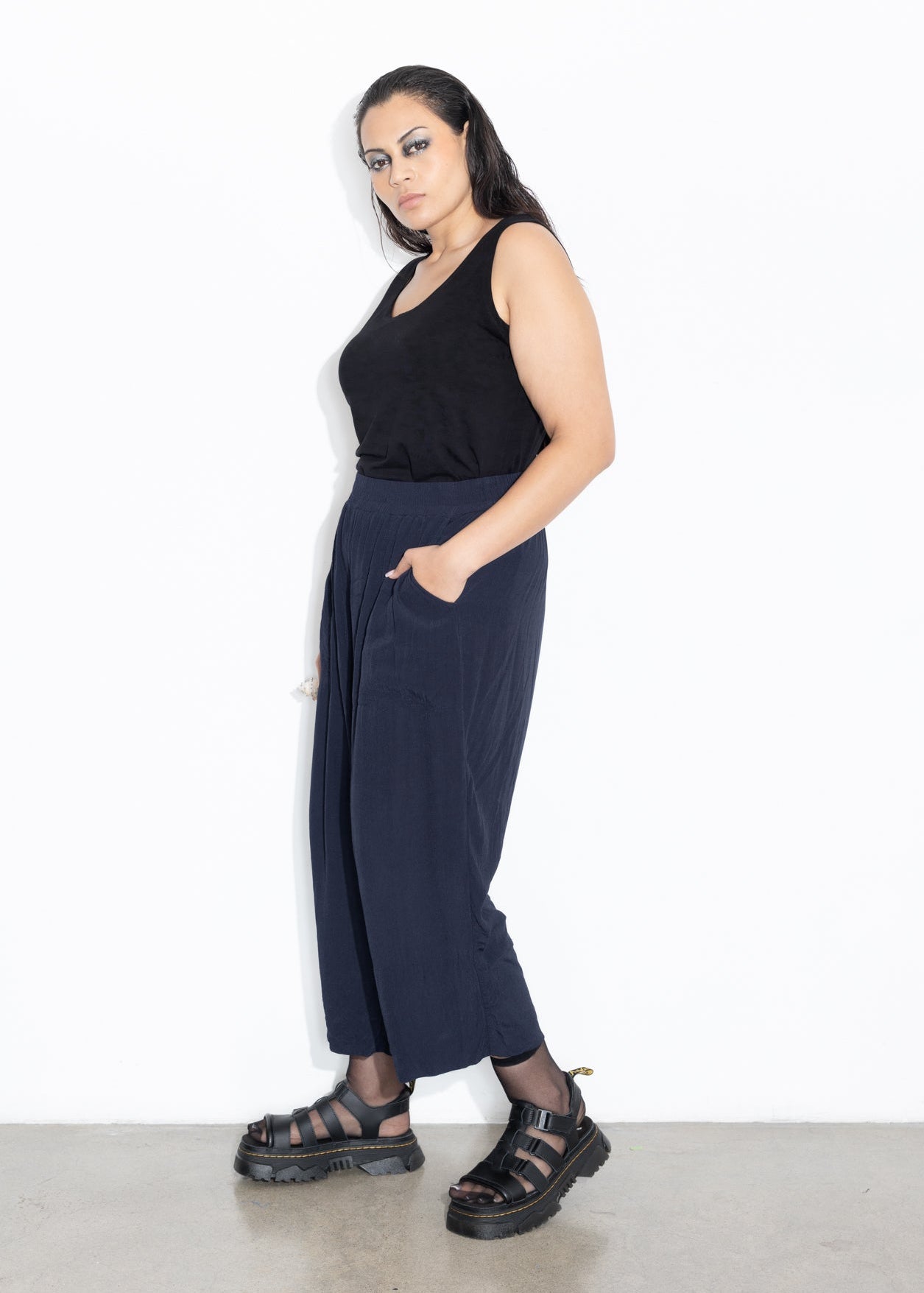 Wide Hem Pant - Midnight