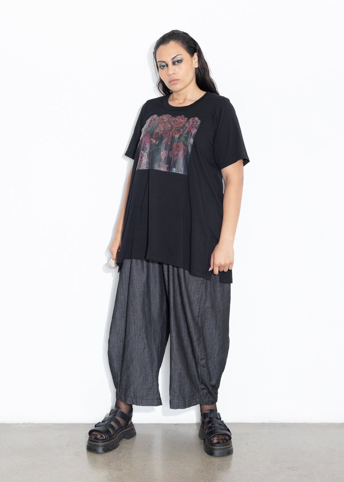 Base Tee - Drip Floral Print
