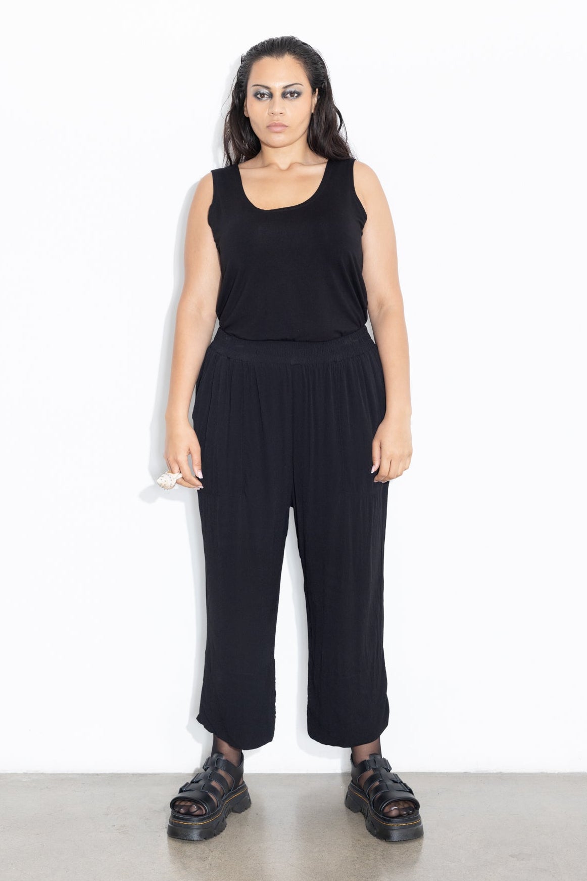 Wide Hem Pant - Black
