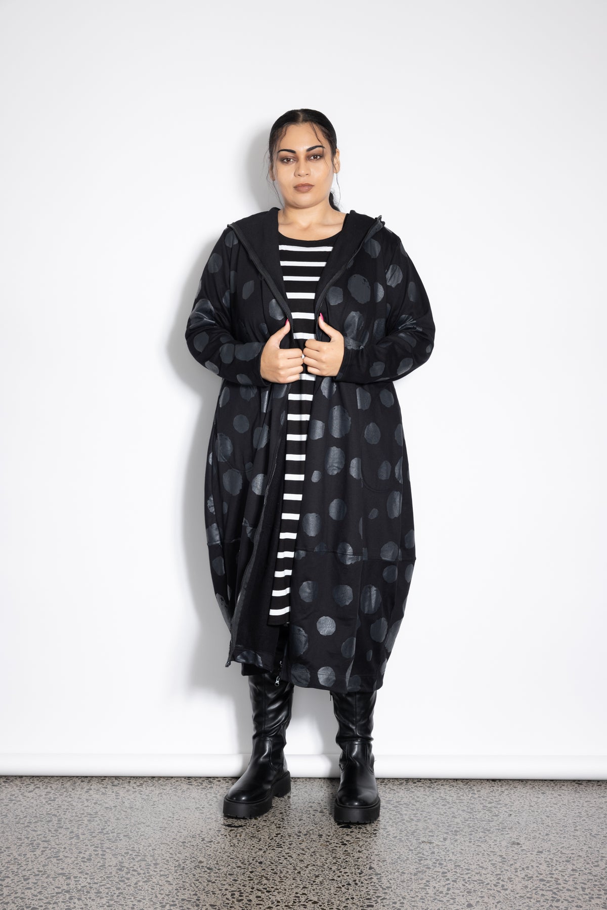 Sculpture Coat - Black Spot