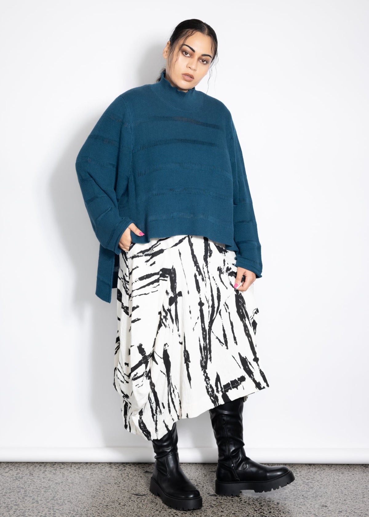 Last Ones Size 3XL/4XL - Crop Jumper - Blue