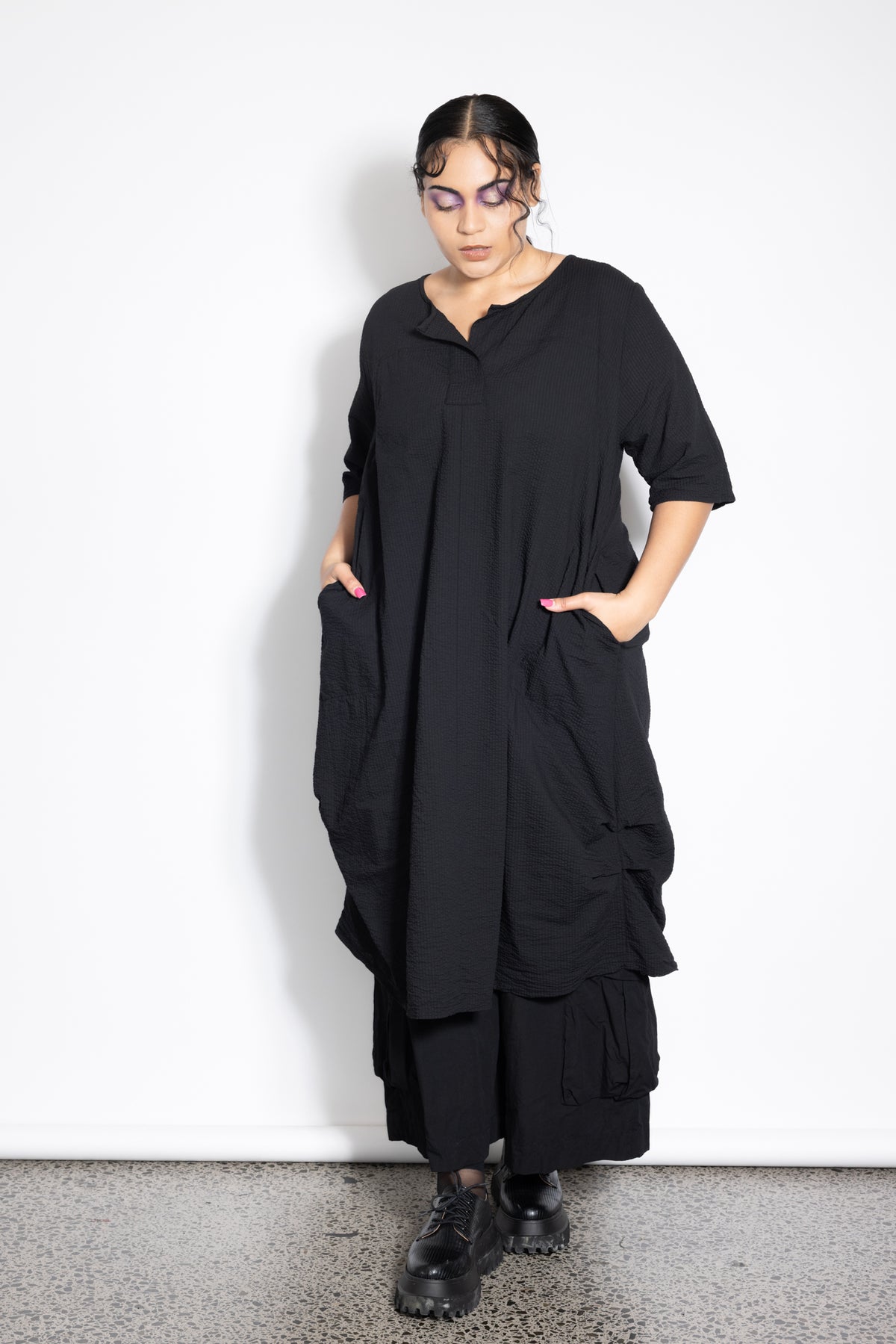 Delaney Dress - Black Seersucker