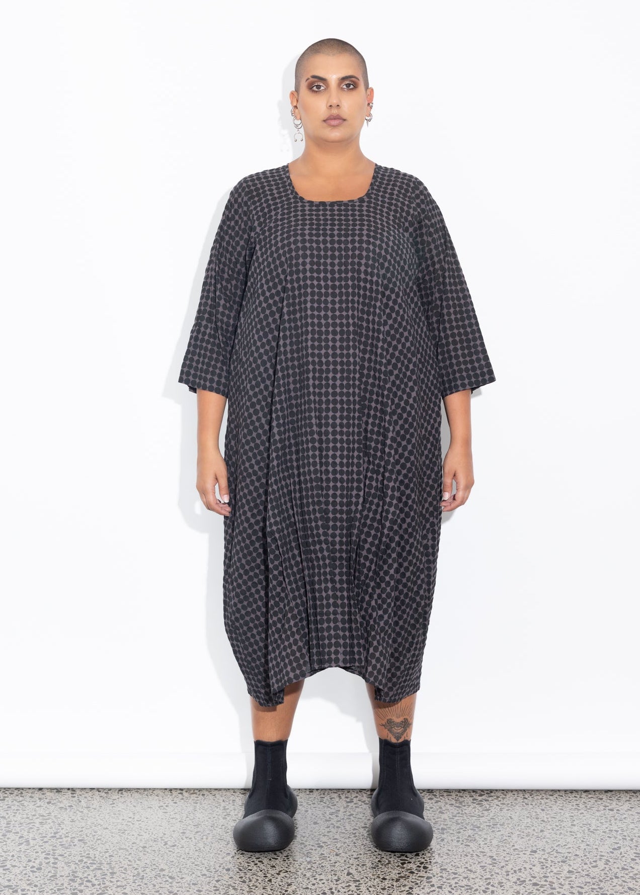 Long Tuck Hem - Grey Dotti
