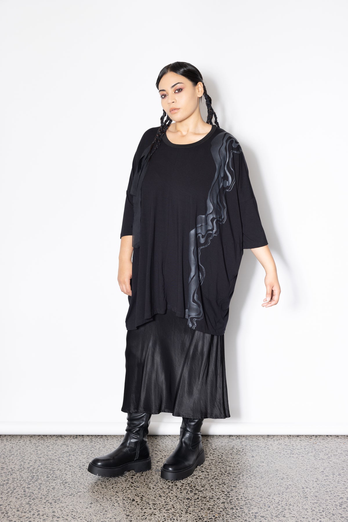 Milo Tee - Calligraphy Print