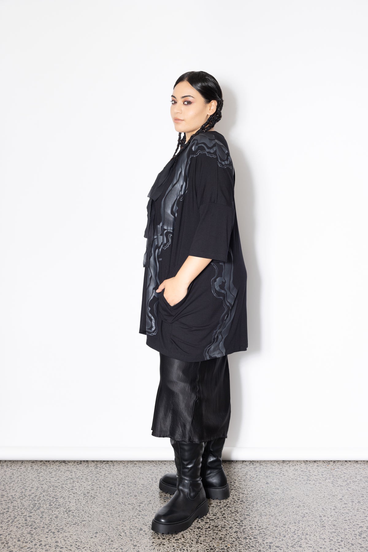 Milo Tee - Calligraphy Print