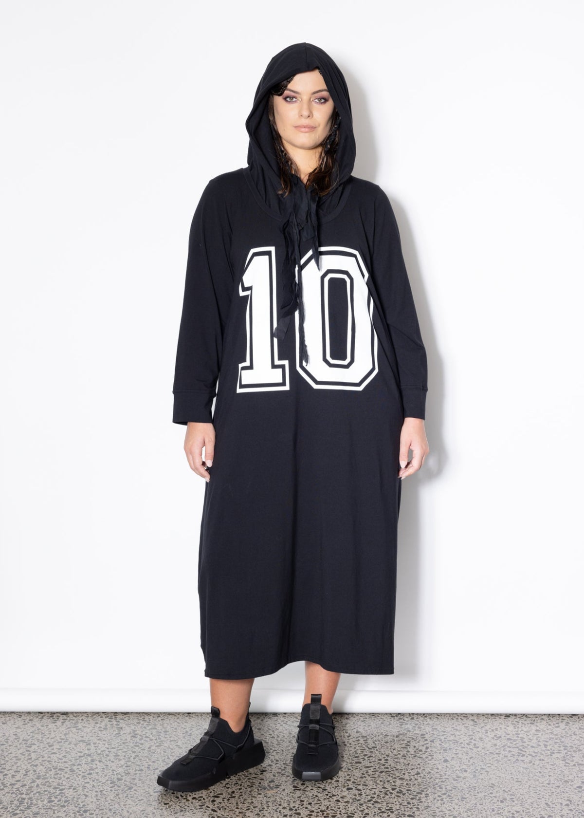 Outlet - #10 Misguided Hoodie