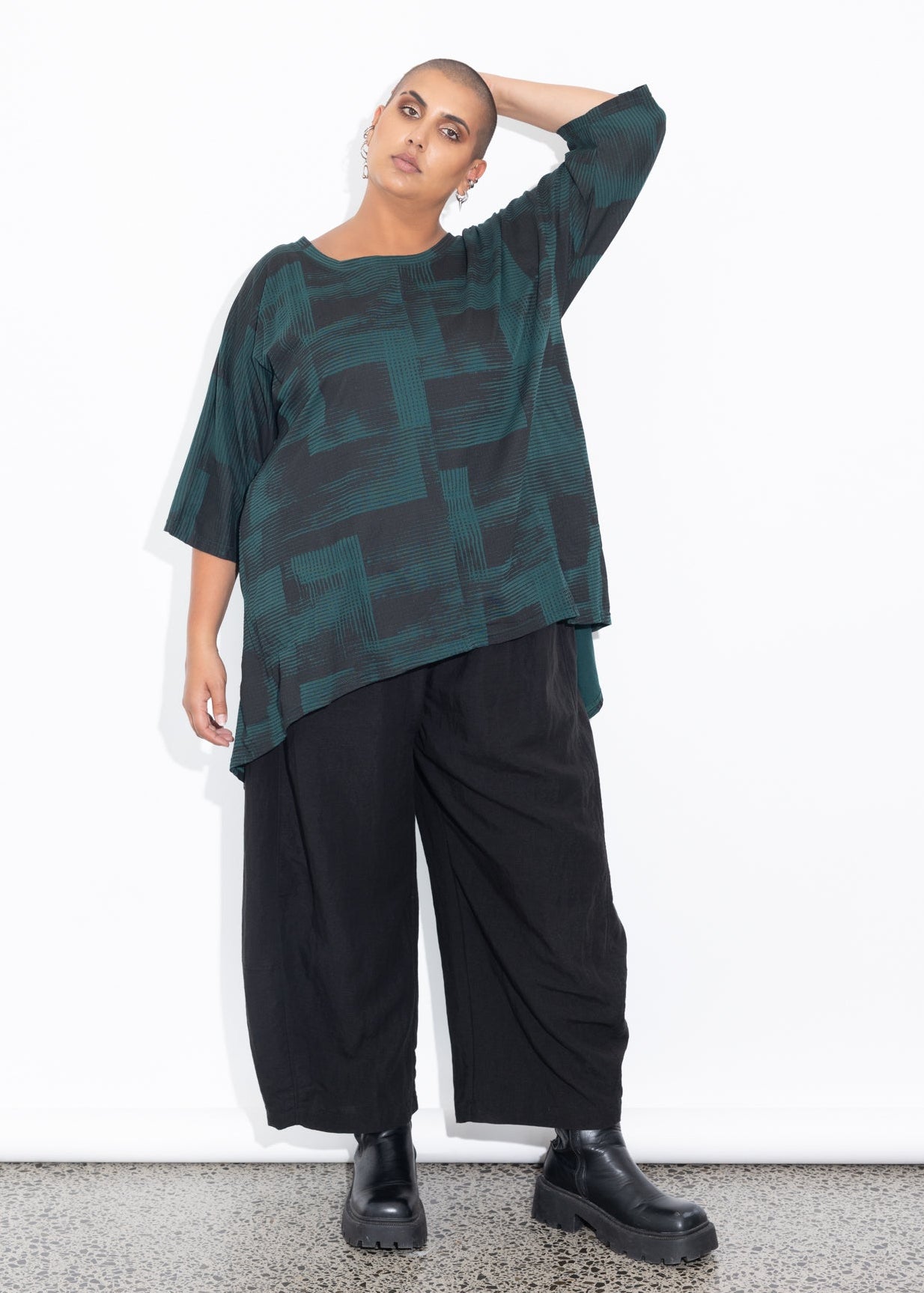 Sam Tee - Gesso Green