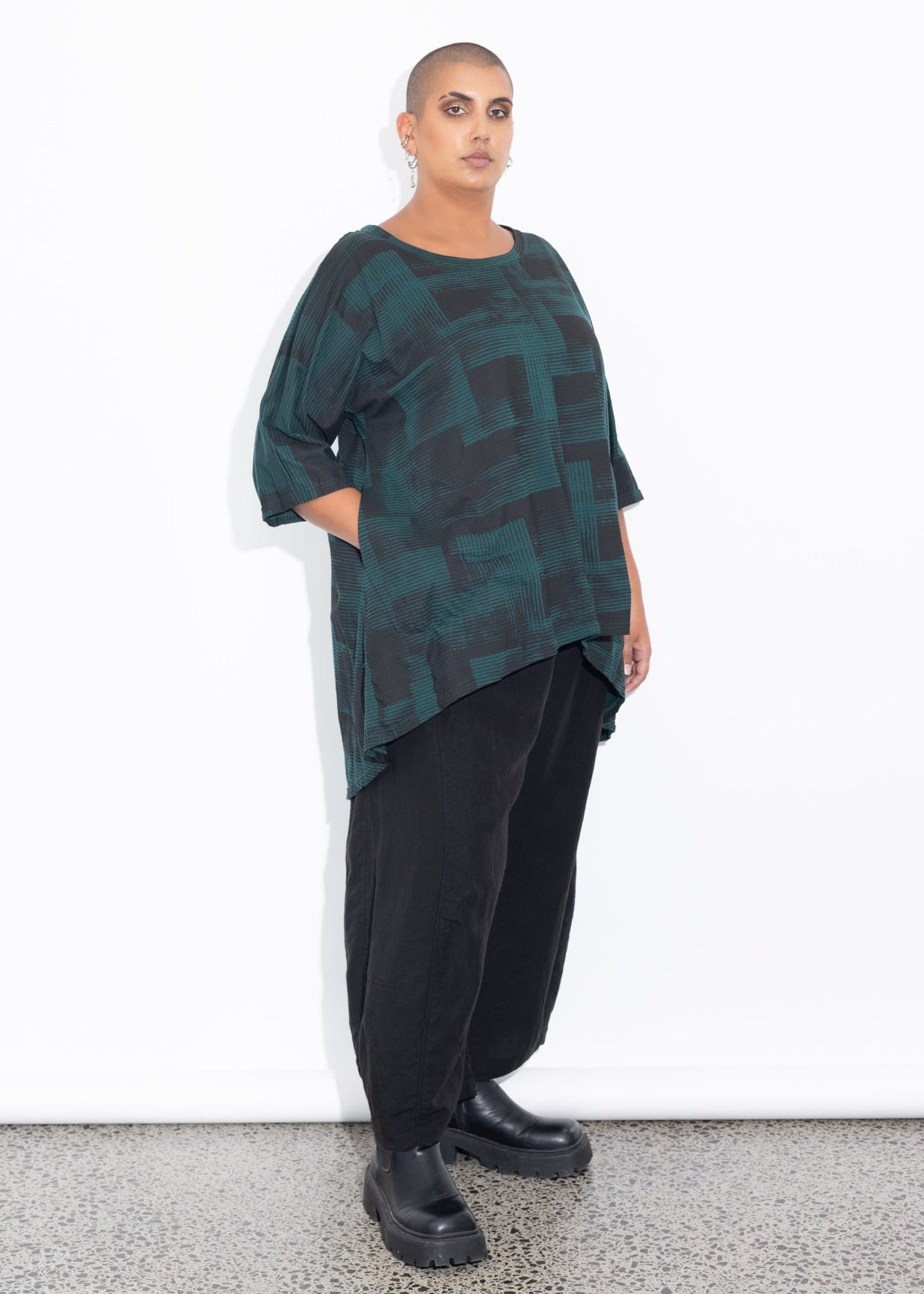 Sam Tee - Gesso Green