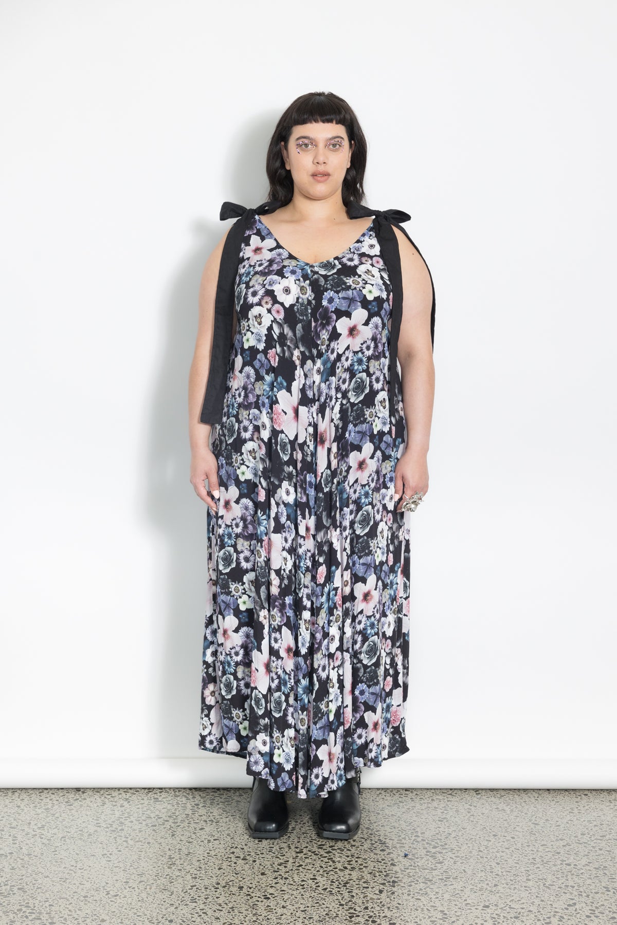 Outlet - Last One Size XL - Poolside Dress - Moonlight Garden