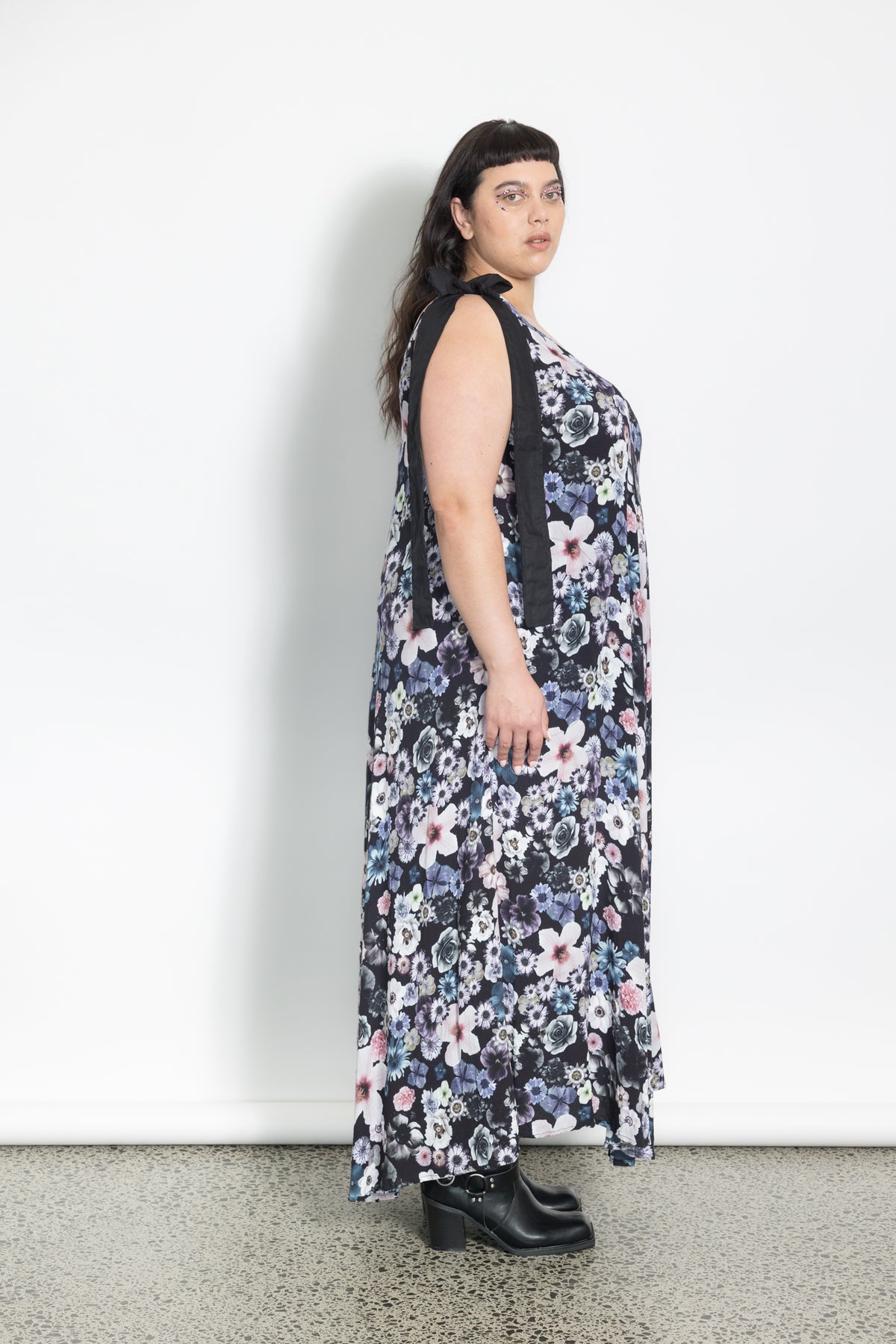 Outlet - Last One Size XL - Poolside Dress - Moonlight Garden